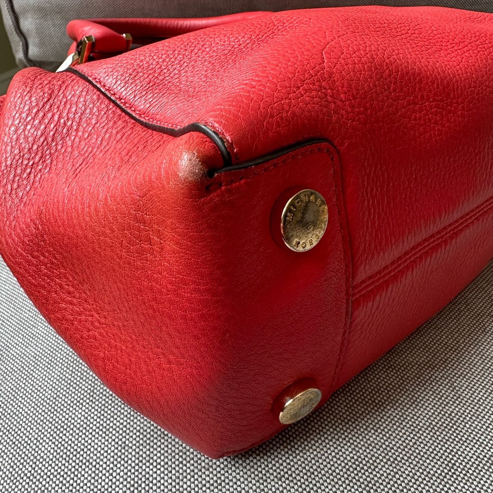 Michael Kors Riley Bag - Picture 6 of 7